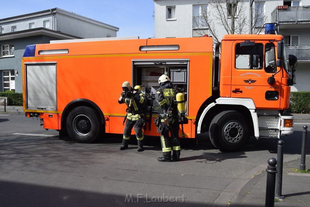 Feuer 1 Koeln Vingst Ansbacherstr P24.JPG - Miklos Laubert